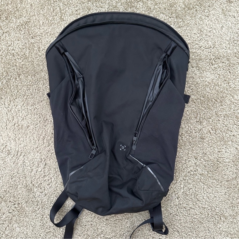 lululemon athletica Black Backpack